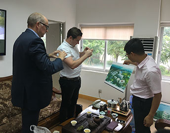 IMG_5472 344 268.jpg